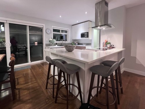 1314 Thomas Avenue, Coquitlam, BC - Indoor Photo Showing Dining Room