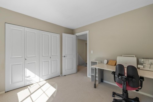 6 Alder Drive, Port Moody, BC - Indoor Photo Showing Office