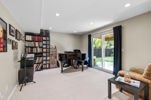 6 Alder Drive, Port Moody, BC - Indoor
