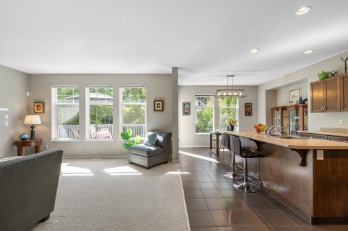 6 Alder Drive, Port Moody, BC - Indoor