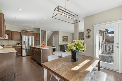 6 Alder Drive, Port Moody, BC - Indoor