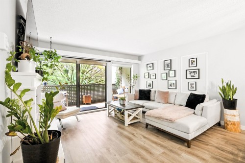 212-1955 Woodway Place  Burnaby, BC V5B 4S5