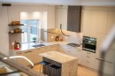 2236 5Th Avenue E, Vancouver, BC  - Indoor Photo Showing Kitchen 