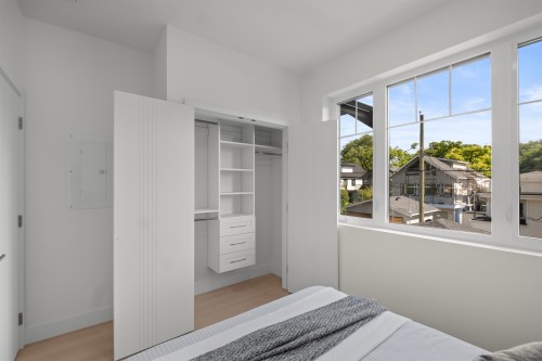 2236 5Th Avenue E, Vancouver, BC - Indoor Photo Showing Bedroom
