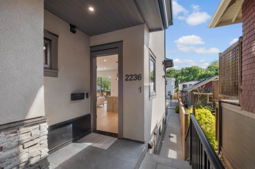 2236 5Th Avenue E, Vancouver, BC - Outdoor With Exterior