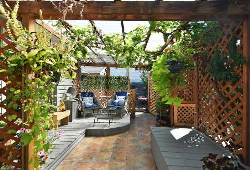 5875 Turnstone Crescent, Sechelt, BC - Outdoor With Deck Patio Veranda