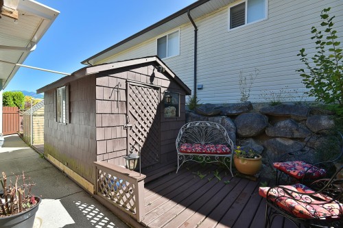 5875 Turnstone Crescent, Sechelt, BC - Outdoor With Deck Patio Veranda With Exterior