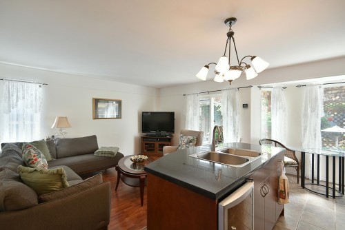 5875 Turnstone Crescent, Sechelt, BC - Indoor