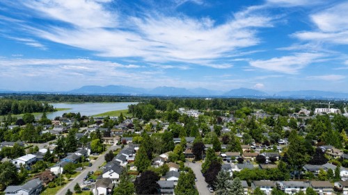 5059 Whitworth Crescent N, Delta, BC 