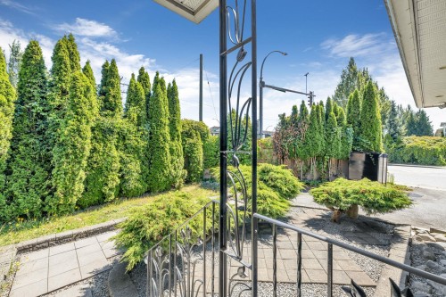 2715 Coast Meridian Road, Port Coquitlam, BC - Outdoor