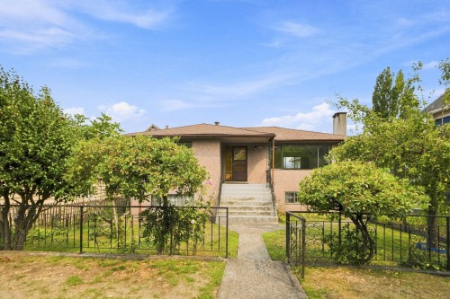 1955 Turner Street, Vancouver, BC - Outdoor