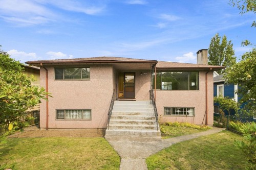 1955 Turner Street, Vancouver, BC - Outdoor