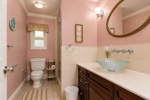 606 St Andrews Road, West Vancouver, BC - Indoor Photo Showing Bathroom