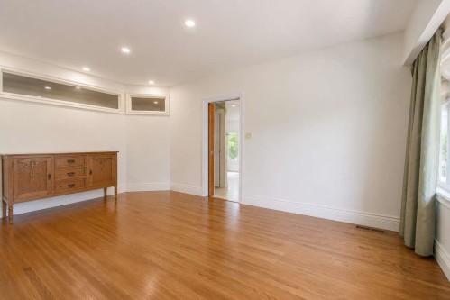 606 St Andrews Road, West Vancouver, BC - Indoor Photo Showing Other Room
