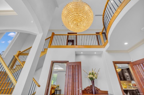 7353 Union Street , Burnaby, BC V5A 1J1 3