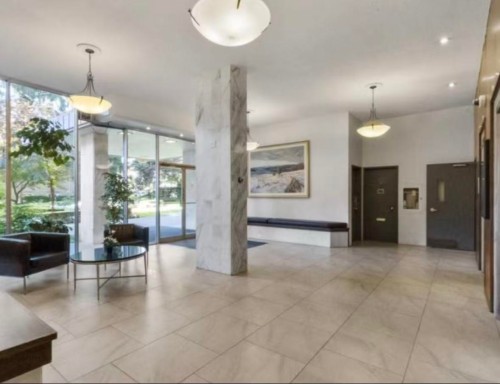 1850 Comox St, Vancouver, BC - Indoor