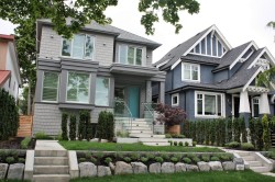 163 20th Street WVancouver, BC B5Z 2X3