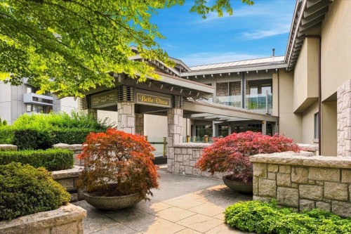 1952 Bellevue Avenue, West Vancouver, BC - Outdoor