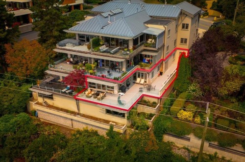1952 Bellevue Avenue, West Vancouver, BC - Outdoor