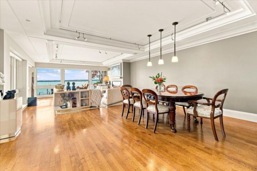 1952 Bellevue Avenue, West Vancouver, BC - Indoor Photo Showing Dining Room