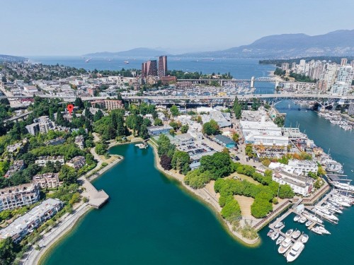 43-1425 Lamey's Mill Road  Vancouver, BC V6H 3W2