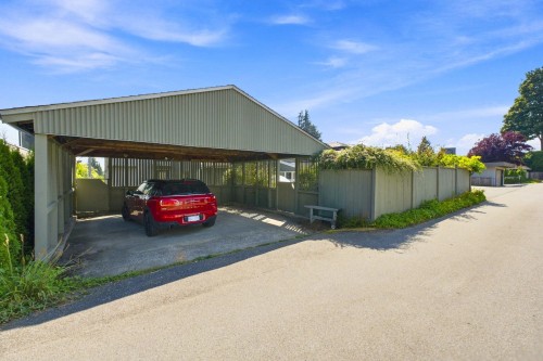 2433 Mathers Avenue, West Vancouver, BC - Outdoor