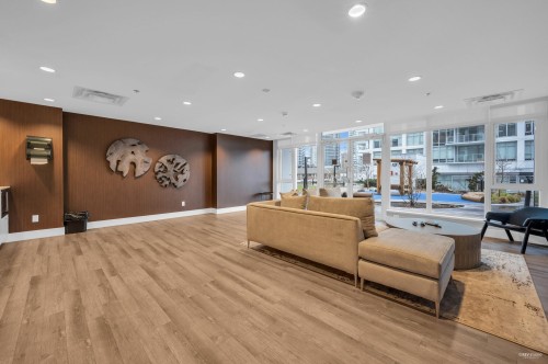 Th302-2351 Beta Avenue, Burnaby, BC - Indoor
