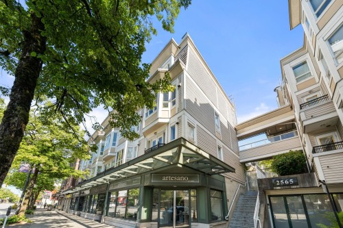 249-2565 Broadway W, Vancouver, BC - Outdoor