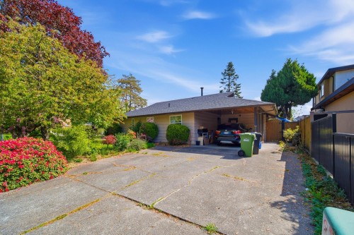 11420 Daniels Road, Richmond, BC - Outdoor