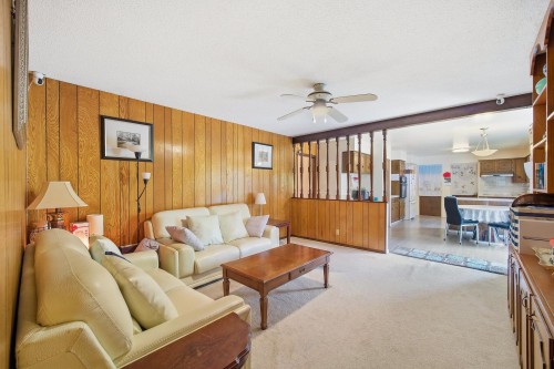 11420 Daniels Road, Richmond, BC - Indoor Photo Showing Other Room