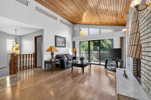 2739 E 8Th Avenue, Vancouver, BC - Indoor