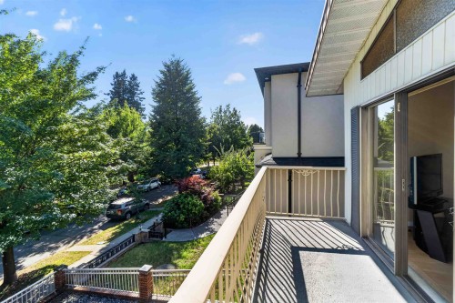 2739 E 8Th Avenue, Vancouver, BC - Outdoor With Exterior
