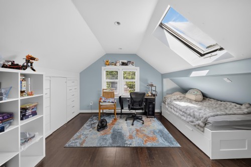4327 12Th Avenue W, Vancouver, BC - Indoor Photo Showing Bedroom