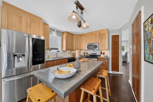 4327 12Th Avenue W, Vancouver, BC - Indoor Photo Showing Kitchen