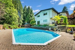 3255 Milton Avenue  North Vancouver, BC V7K 2B3