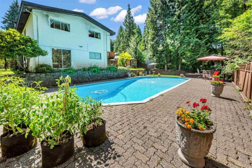 3255 Milton Avenue, North Vancouver, BC - Outdoor With In Ground Pool