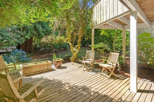 6222 St. Georges Avenue, West Vancouver, BC - Outdoor With Deck Patio Veranda