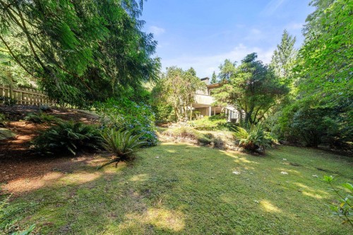 6222 St. Georges Avenue, West Vancouver, BC - Outdoor