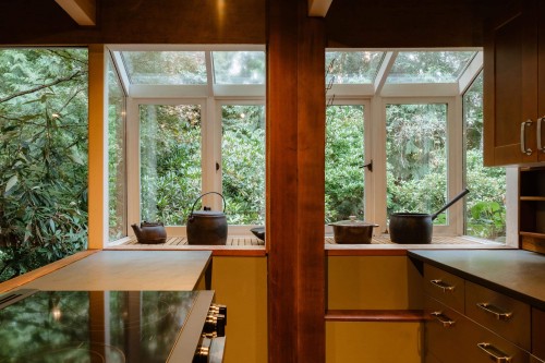 6222 St. Georges Avenue, West Vancouver, BC - Indoor