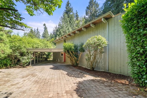 6222 St. Georges Avenue, West Vancouver, BC - Outdoor