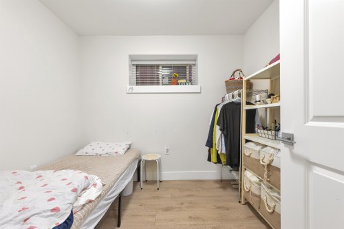 5887 Battison Street, Vancouver, BC - Indoor Photo Showing Bedroom
