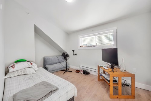5887 Battison Street, Vancouver, BC - Indoor Photo Showing Other Room