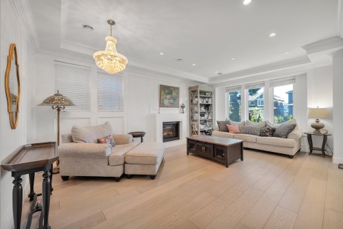 5887 Battison Street, Vancouver, BC - Indoor Photo Showing Living Room With Fireplace