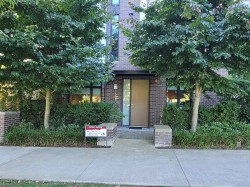 7585 Yukon Street  Vancouver, BC V5X 2Y4