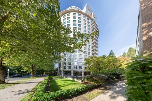 1107-1277 Nelson Street  Vancouver, BC V6E 4M8