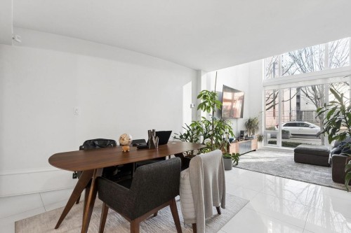 1106 Hornby Street, Vancouver, BC - Indoor