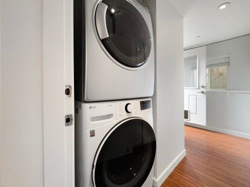 3440 26Th Avenue W, Vancouver, BC - Indoor Photo Showing Laundry Room