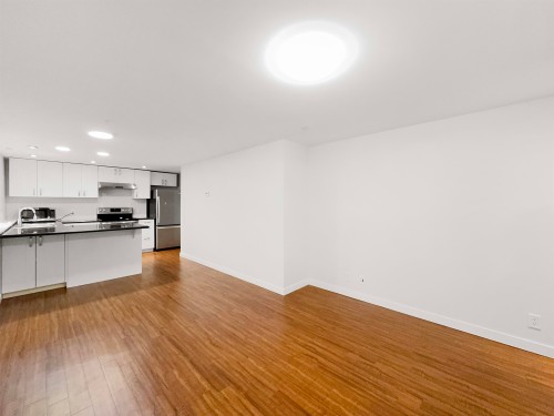 3440 26Th Avenue W, Vancouver, BC - Indoor Photo Showing Kitchen