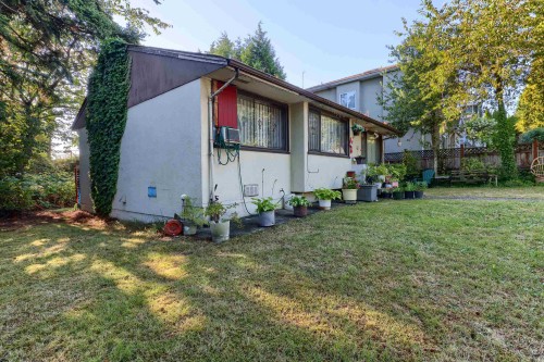 8287 Victoria Drive, Vancouver, BC - Outdoor