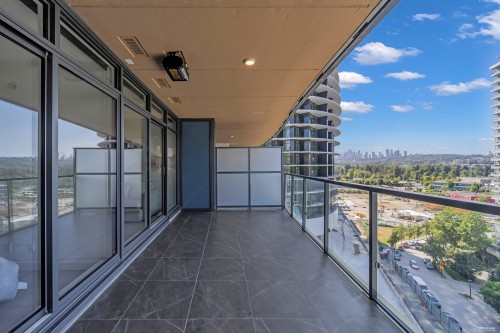 501-4880 Lougheed Highway, Burnaby, BC - Outdoor With Balcony With Exterior